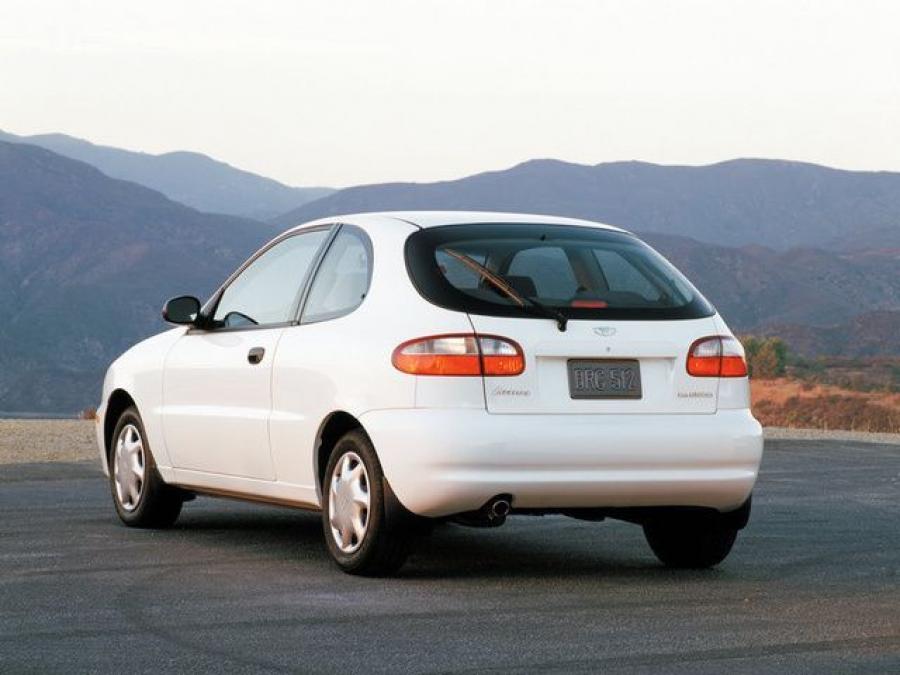  Daewoo Lanos 3-Door 1998 года  (US) (фото 2 из 3)